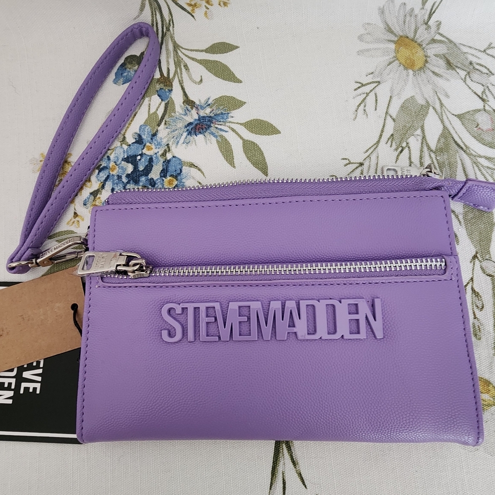 Steve Madden Wristlet Wallet Clutch- Lavender NWT